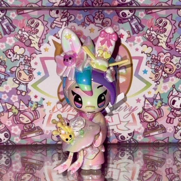 tokidoki Party Nijiko from tokidoki 20th Anniversary Series - Picture 1 of 4